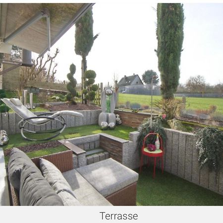Beste Lage In Bochum Sehr Hochwertige, Individuelle Wohnung Als Hotelalternative Mit Suedterrasse, Pkw-Stellplatz, Wallbox U.V.M. Dış mekan fotoğraf